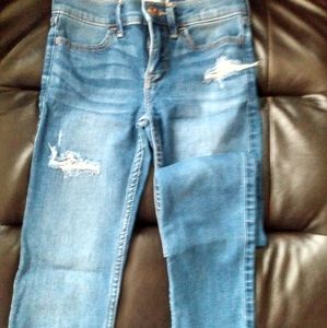 Abercrombie and Fitch kids